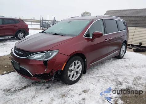 2018 Chrysler Pacifica Touring L z USA, uszkodzony, nr VIN 2C4RC1BG8JR102300